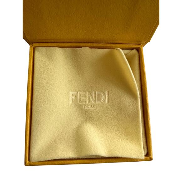 FENDI O'Lock Ring in magnetic close box - Size 6 - Picture 15 of 16